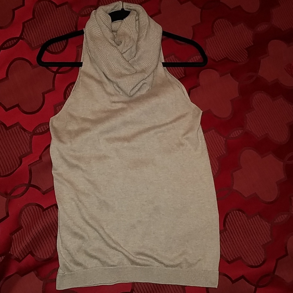 Turtleneck tank